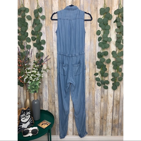 Thread & Supply Chambray Sleeveless Jumpsuit - Picture 3 of 7